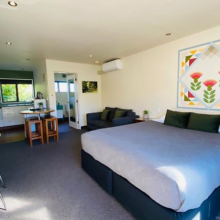 Commodore Motel Dunedin Exterior foto